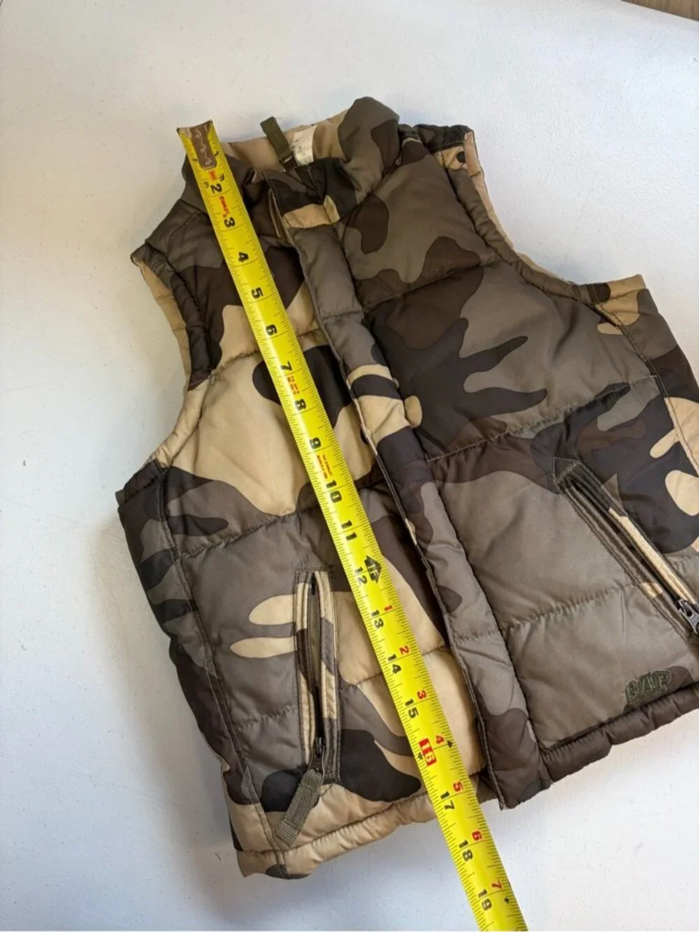 Baby Gap Toddler Reversible Camo Puffer Vest Brown Tan Zip Pockets boy size 2t